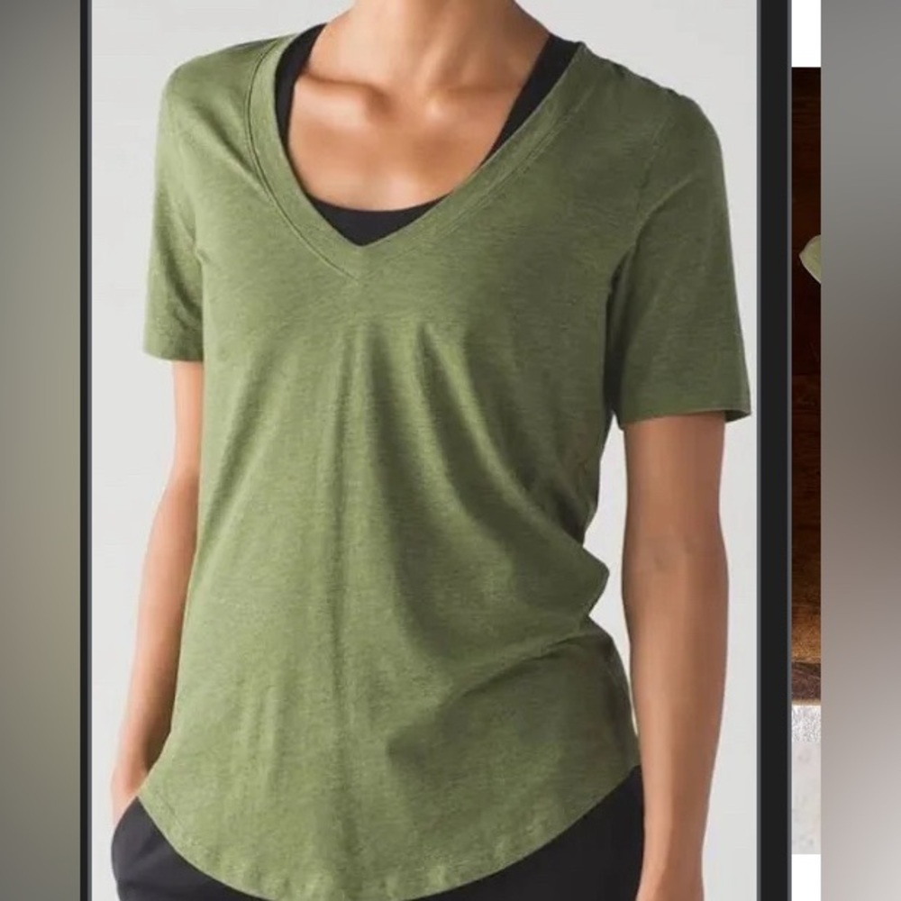 Lululemon V Neck Short sleeve T *barely worn* *like new*